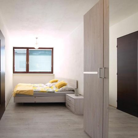 Apartman Mandala Банска-Бистрица Экстерьер фото