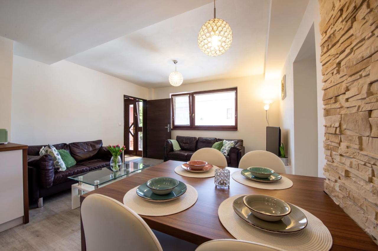 Apartman Mandala Банска-Бистрица Экстерьер фото