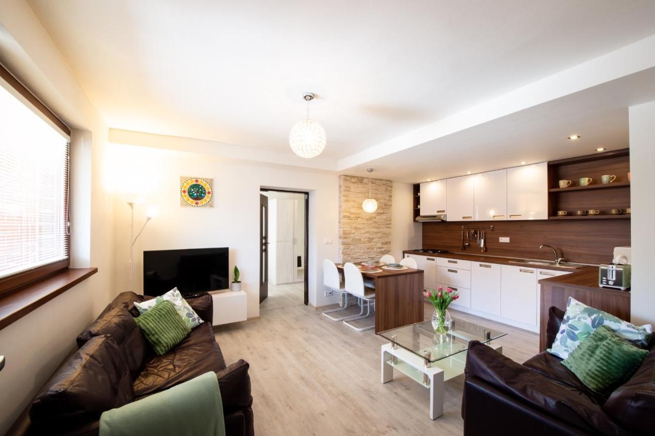 Apartman Mandala Банска-Бистрица Экстерьер фото